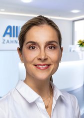 Dr. Aylin Schiering