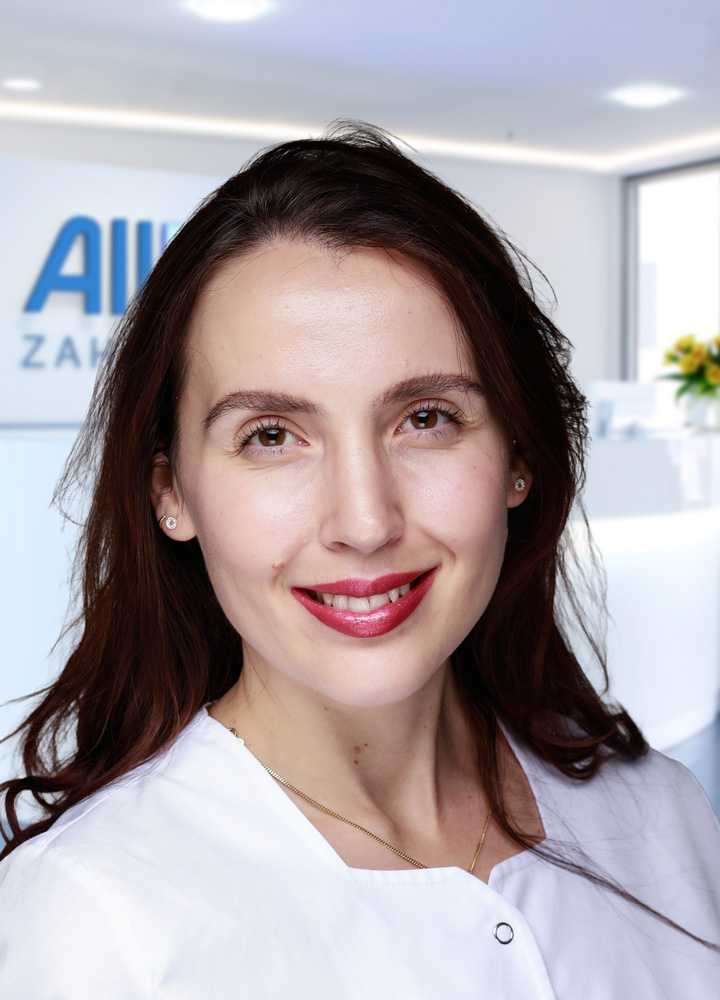 Portrait Zahnärztin Fjolle Kryeziu (AllDent Stuttgart)