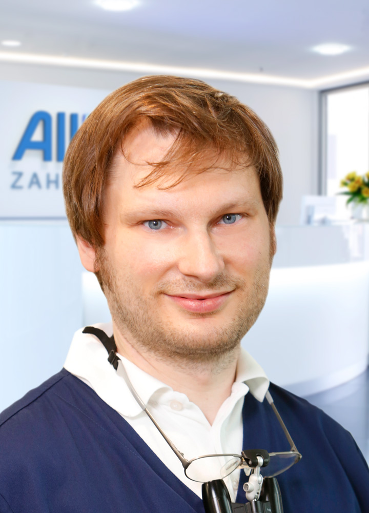 Dr. Adrian Lacher